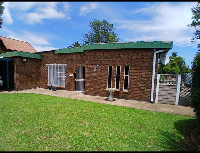 4 BEDROOM HOUSE TO LET IN SUNAIR PARK